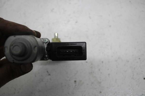 MOTEUR LEVE VITRE AVANT GAUCHE KIA CEED 2012-2015 - Vue 3